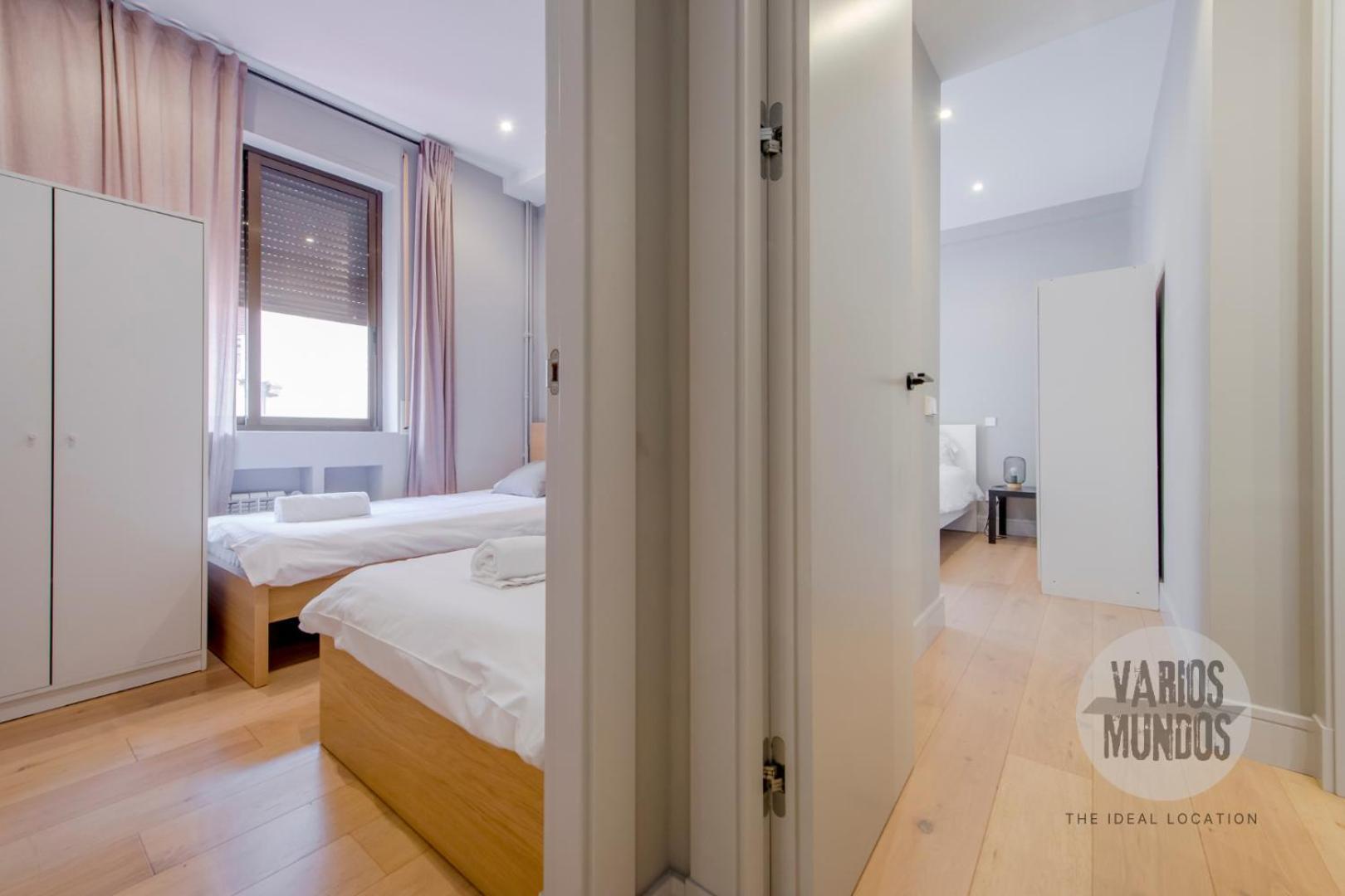 Vive La Modernidad Para 7 En Santa Ana 6 Madrid Bagian luar foto