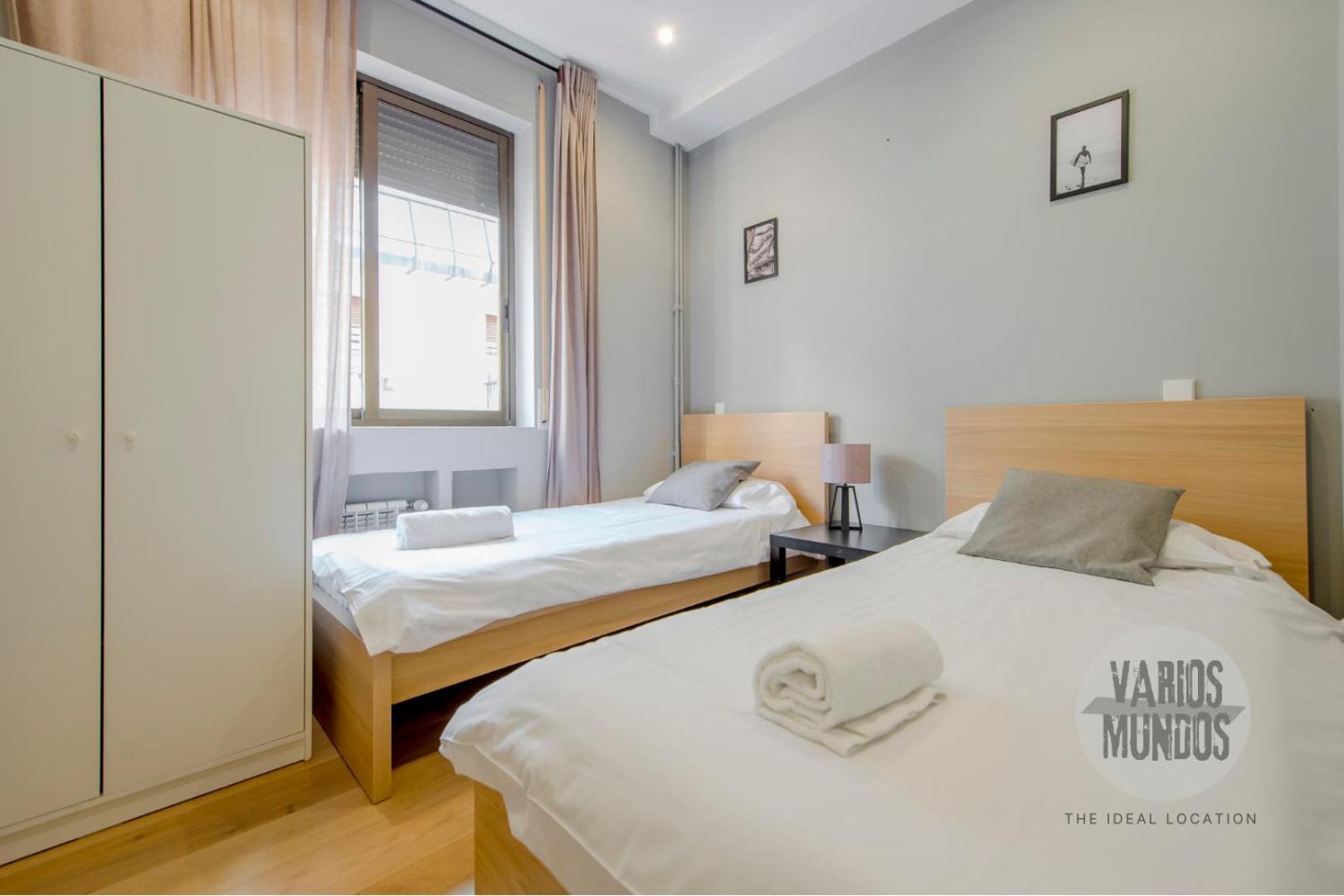 Vive La Modernidad Para 7 En Santa Ana 6 Madrid Bagian luar foto